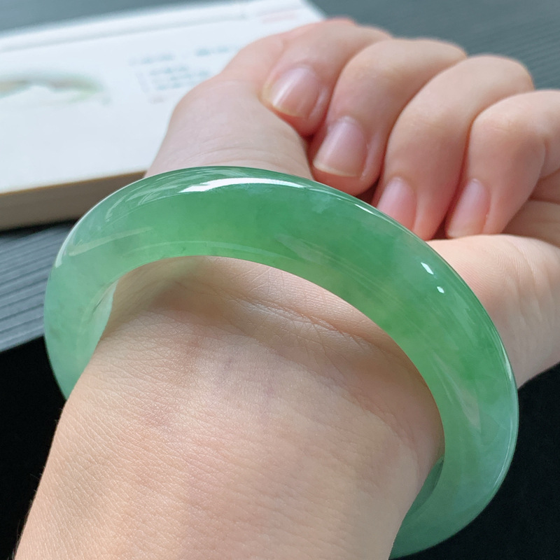 Lighting - Bracciale in giadeite, giada cerosa ghiacciata