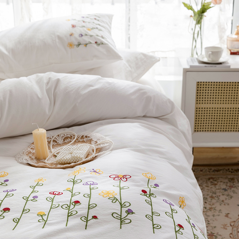 Set copripiumino ricamato da 3 - Aesthetic Floral Duvet Cover recensione e prezzo