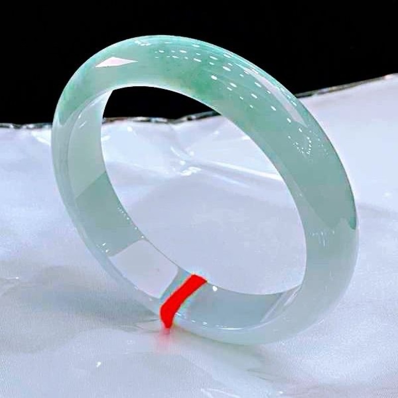 Bracciale in Giadeite Naturale - Lighting recensione e prezzo
